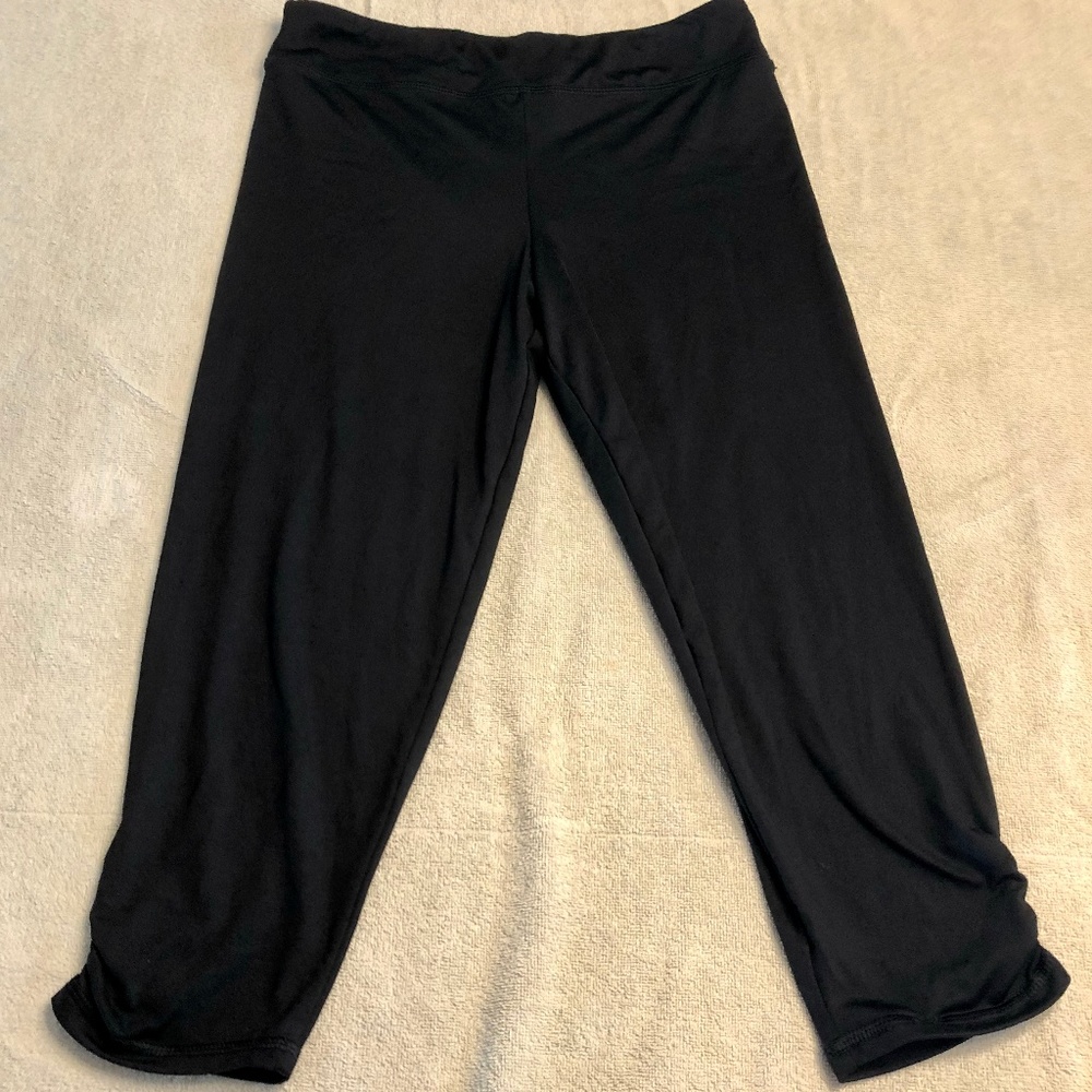 Layer 8 Performance Cropped Pants, Youth XL